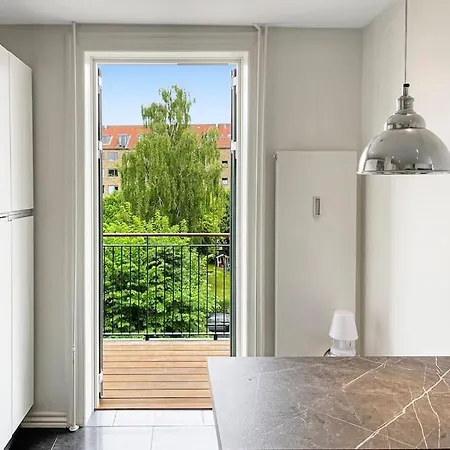 アパート Modern 142 Sqm In
