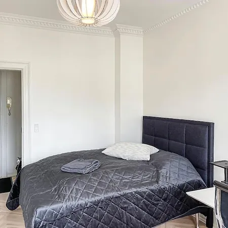 Modern 142 Sqm In *